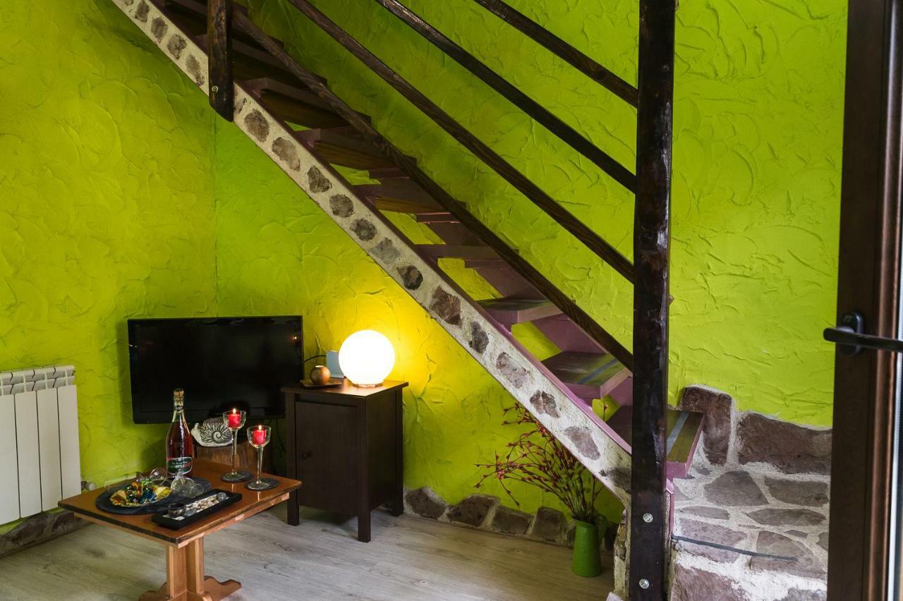 El Eden De Javier Guest House Robledillo Exterior photo